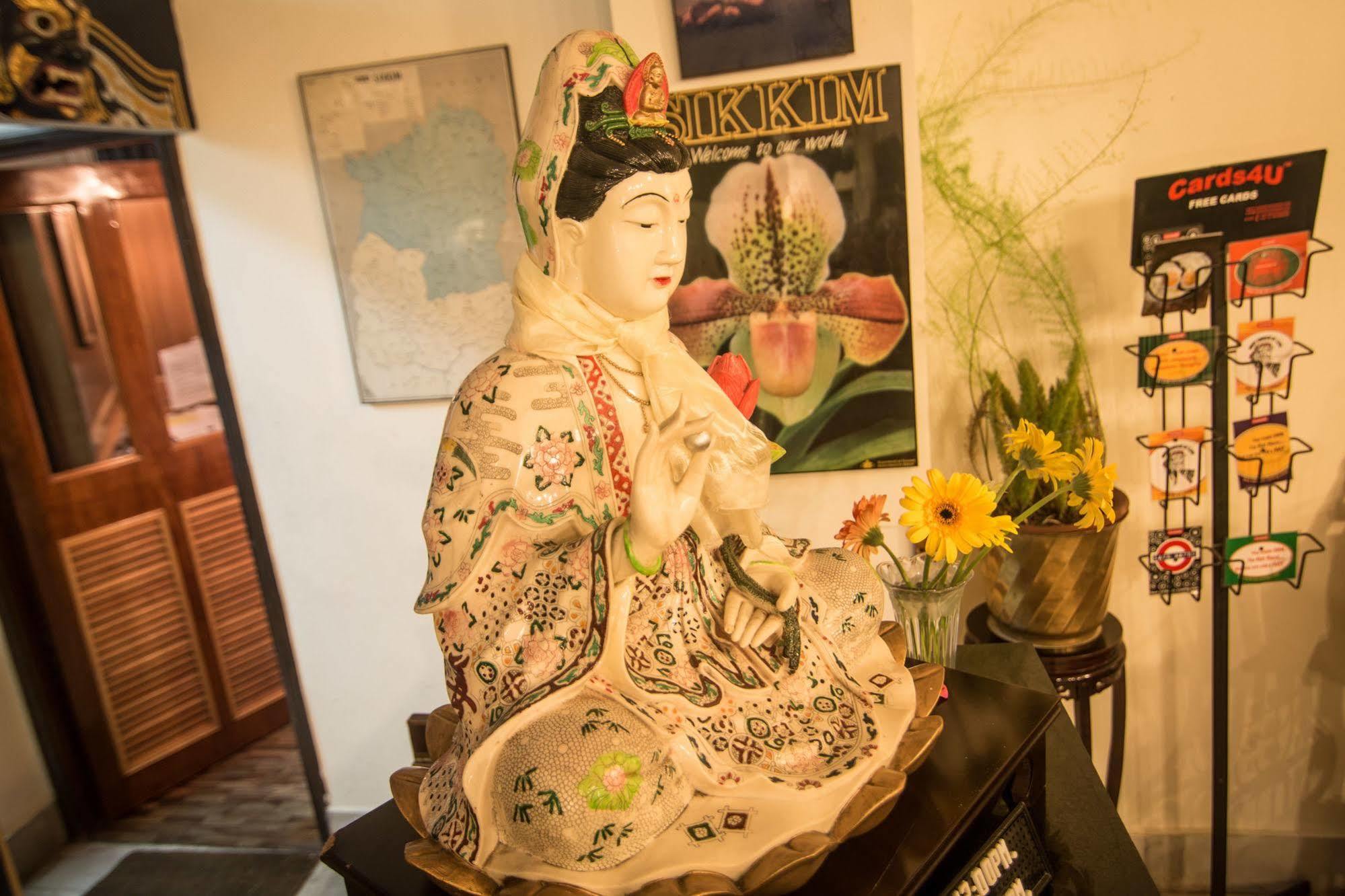 Central Hill Resort The Mall Road Gangtok Εξωτερικό φωτογραφία