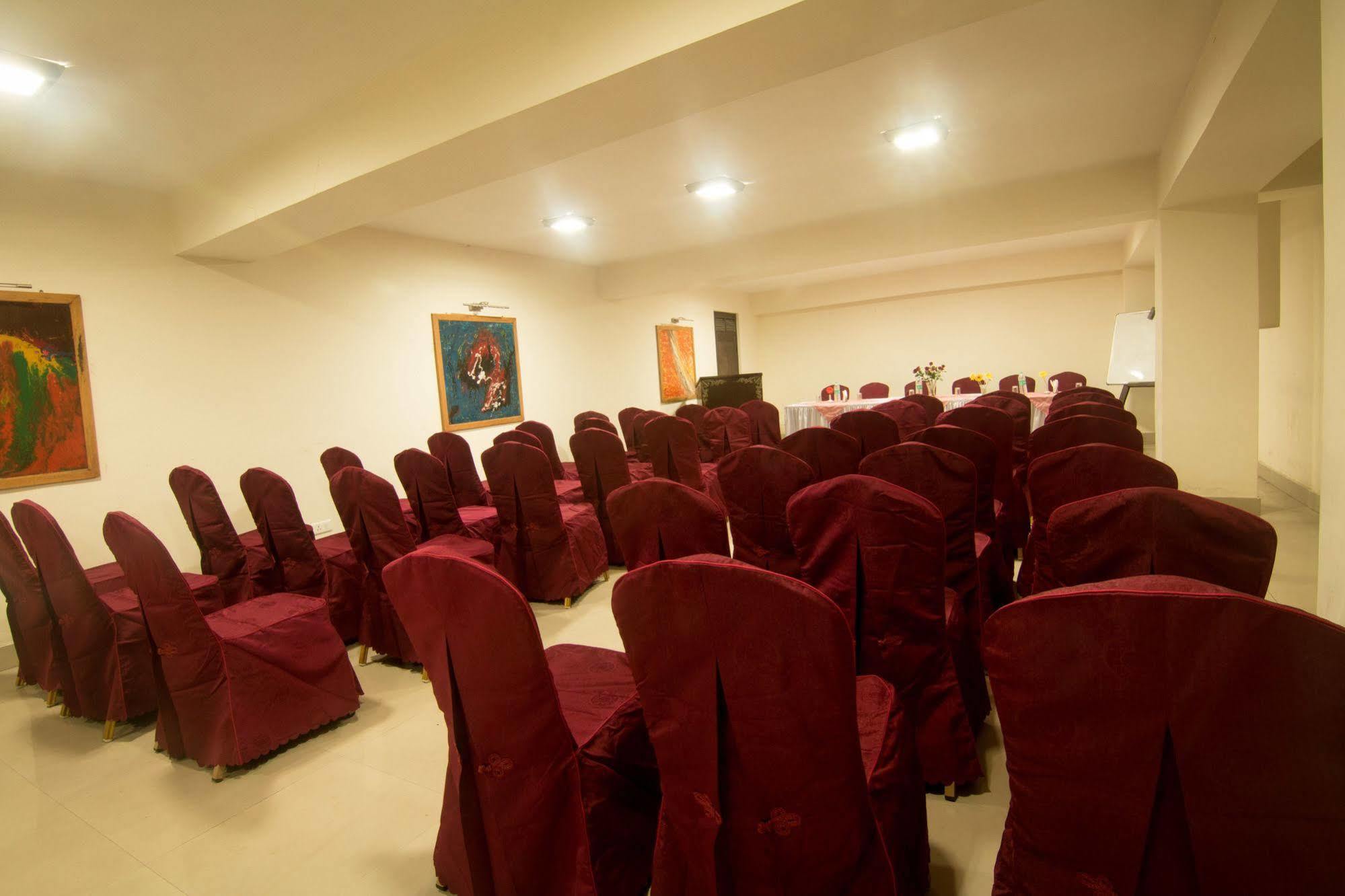 Central Hill Resort The Mall Road Gangtok Εξωτερικό φωτογραφία